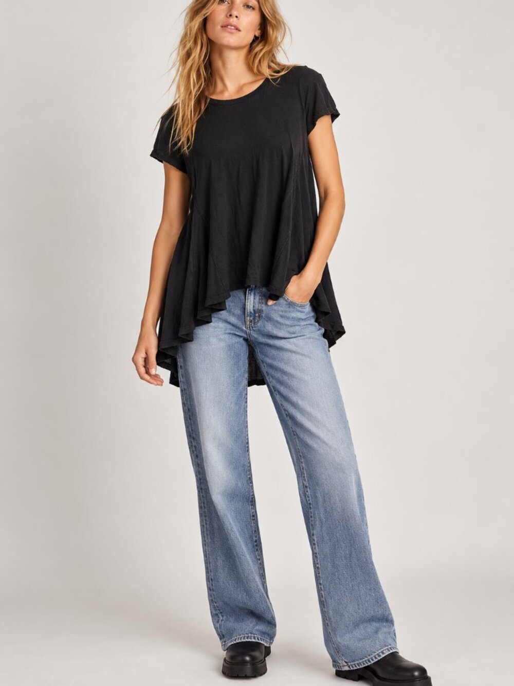 We The Free Black Keyhole High Low Swing Top Size XS